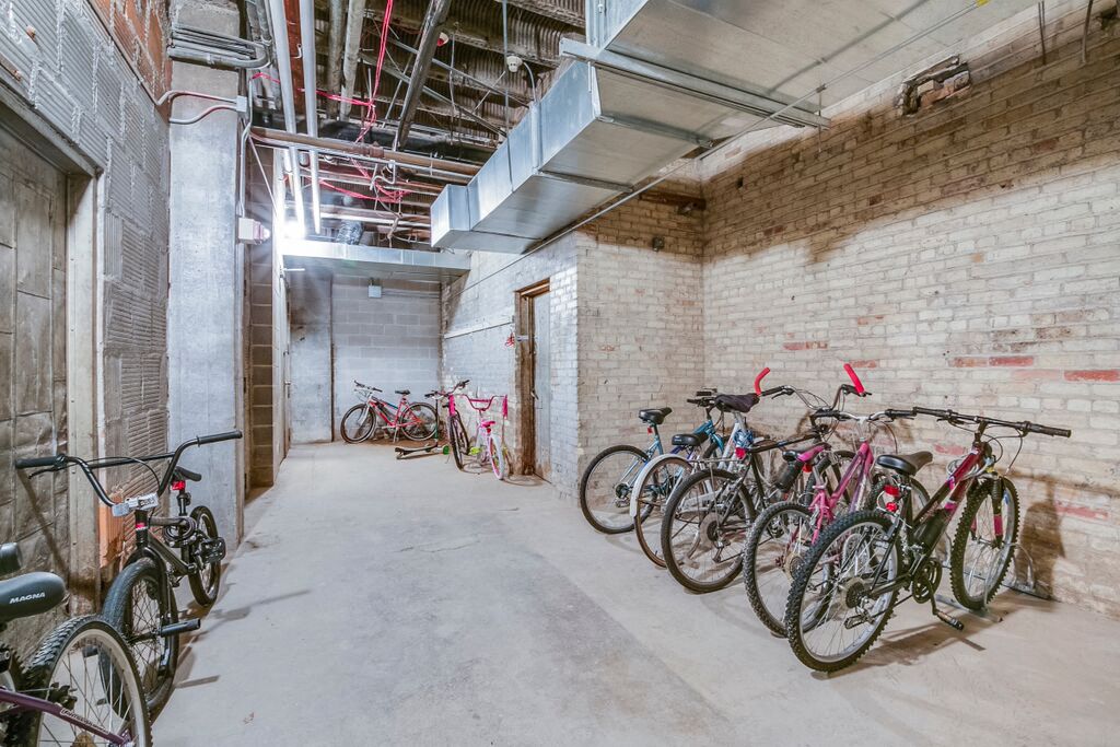 Photos and Video of Manitowoc Place Apartments in Manitowoc, WI